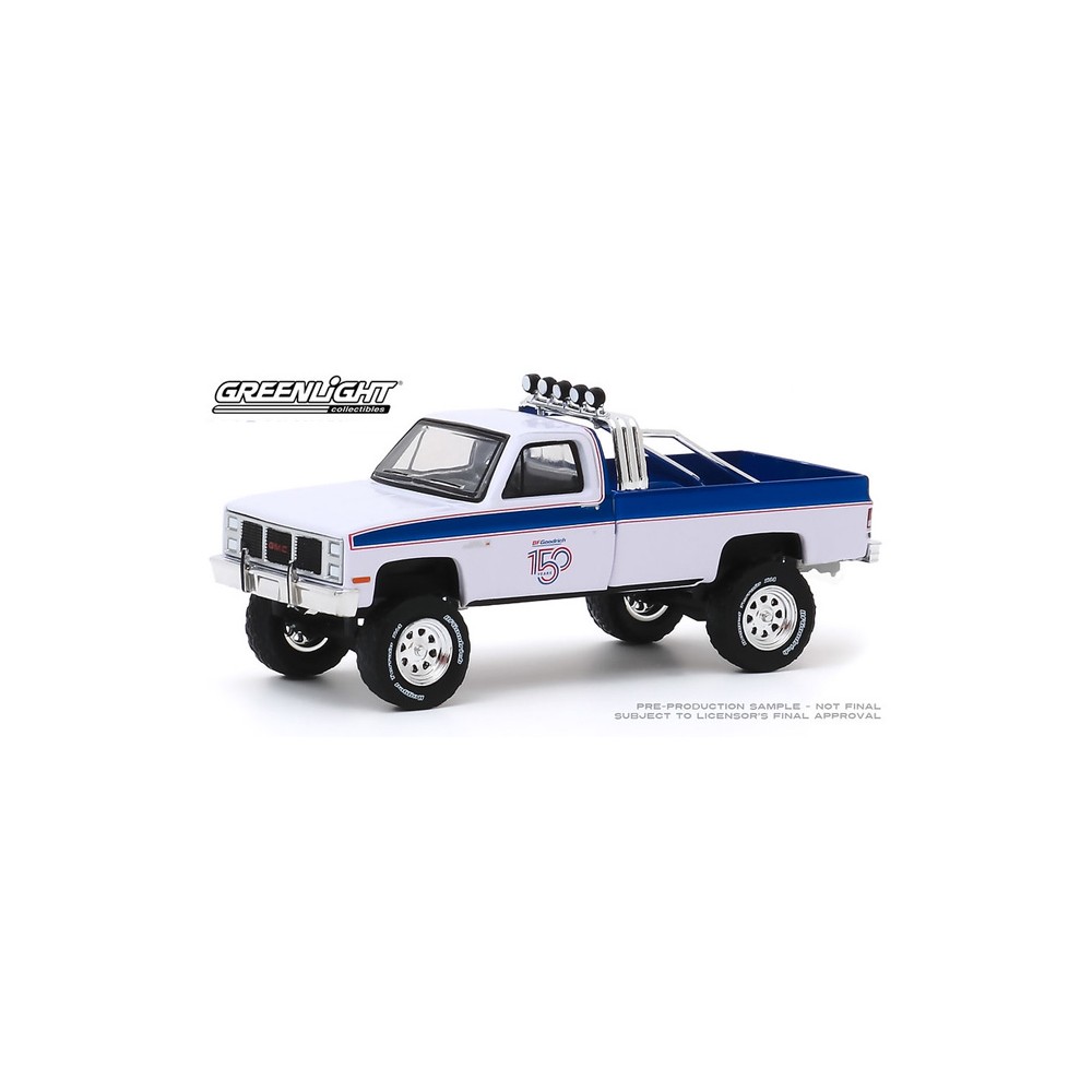 LIFTED1:64 Greenlight1984 GMC SIERRA CLASSSIC SQUARE BODY CHEVY 4x4 SHORTBED 4WD