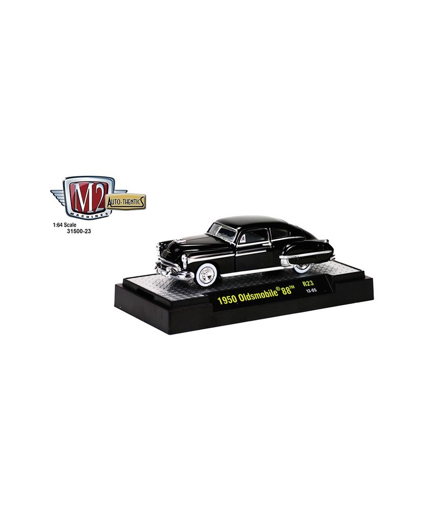 M2 Machines Auto-Thentics Release 23 - 1950 Oldsmobile 88 Clamshell Package