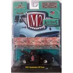 M2 Machines Auto-Trucks Release 21 - 1951 Studebaker 2R Truck Clamshell Package
