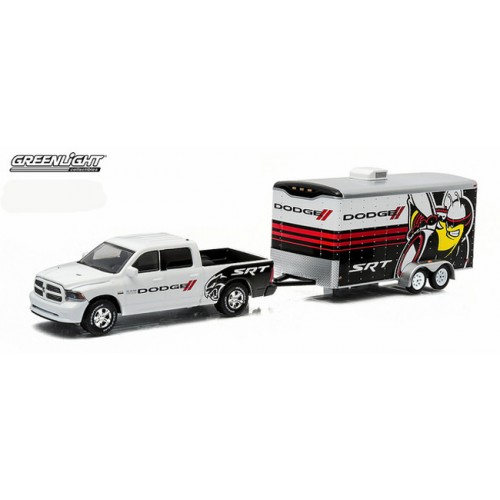 Greenlight Hitch and Tow Series 3 - 2014 Ram 1500 and Enclosed Car Hauler