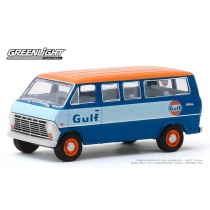 Greenlight Running On Empty Series 10 - 1968 Ford Club Wagon