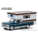 Greenlight Hobby Exclusive - 1969 Chevy C-10 Cheyenne with Large Camper