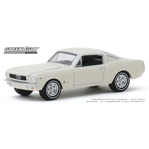 Greenlight Hobby Exclusive - 1965 Ford T5