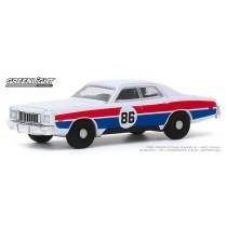 Greenlight Hobby Exclusive - 1976 Plymouth Fury Hazzard County Road Rally