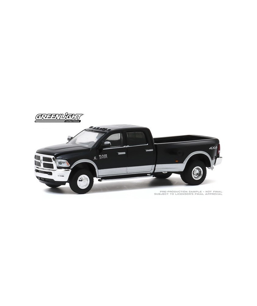 Greenlight Dually Drivers Series 4 - 2018 RAM 3500 Dually Truck