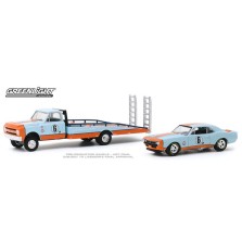 Greenlight H.D. Trucks Series 18 - 1967 Chevrolet C-30 Ramp Truck with 1967 Chevrolet Camaro