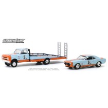 Greenlight H.D. Trucks Series 18 - 1967 Chevrolet C-30 Ramp Truck with 1967 Chevrolet Camaro