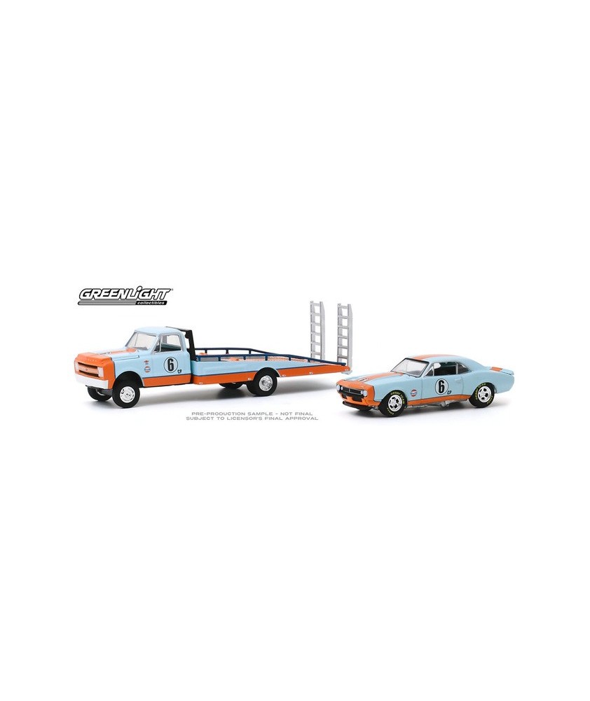Greenlight H.D. Trucks Series 18 - 1967 Chevrolet C-30 Ramp Truck with 1967 Chevrolet Camaro Greenlight H.D. Trucks Series 18 - 1967 Chevrolet C-30 Ramp Truck with 1967 Chevrolet Camaro
