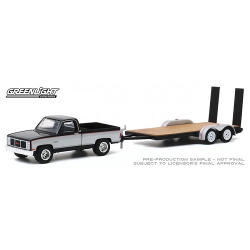 Greenlight Hitch and Tow Series 20 - 1986 GMC Sierra Classic 2500 with Flatbed Trailer
