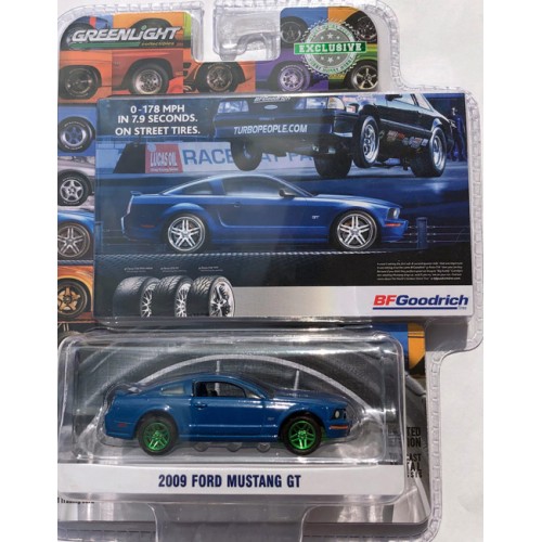 Greenlight Hobby Exclusive - 2009 Ford Mustang GT GREEN MACHINE