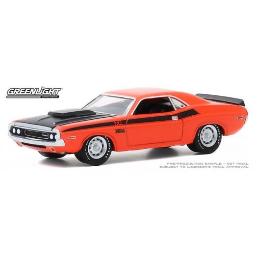 Greenlight Anniversary Collection Series 11 - 1970 Dodge Challenger T/A