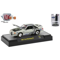 M2 Machines Hobby Exclusive - 1987 Ford Mustang GT