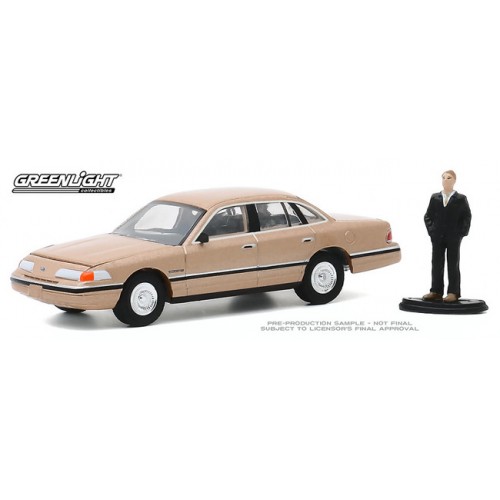Greenlight The Hobby Shop Series 9 - 1992 Ford Crown Victoria LX