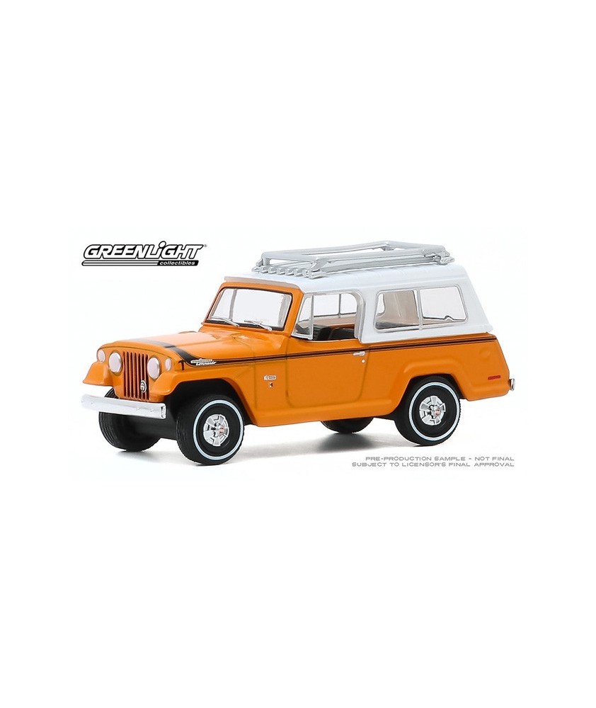 Greenlight All-Terrain Series 10 - 1971 Jeep Jeepster Commando SC-1