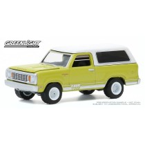 Greenlight All-Terrain Series 10 - 1977 Dodge Macho Ramcharger 4x4