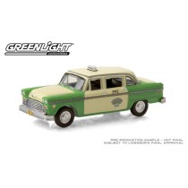 Greenlight Hobby Exclusive - 1982 Checker Motors Marathon A11 Chicago Checker Taxi