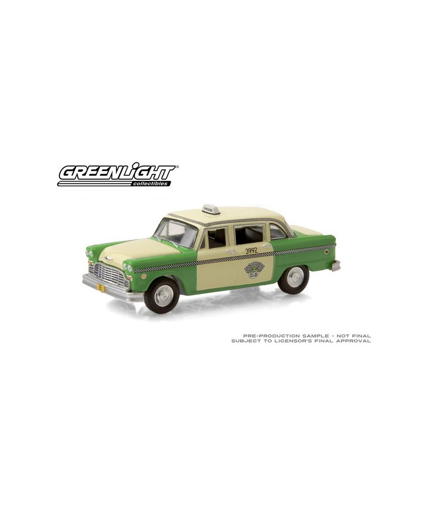 Greenlight Hobby Exclusive - 1982 Checker Motors Marathon A11 Chicago Checker Taxi