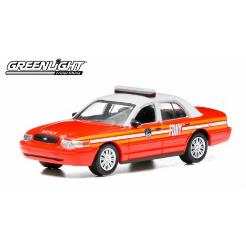 Hobby Exclusive - 2011 Ford Crown Victoria FDNY