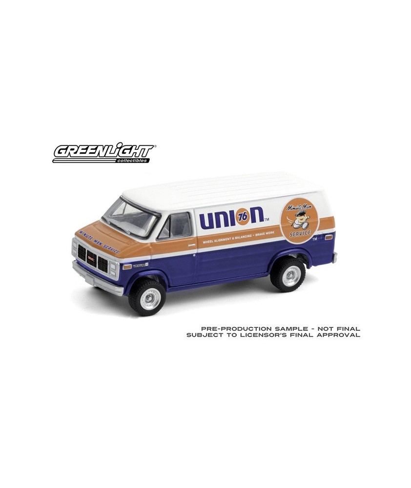 Greenlight Blue Collar Series 8 - 1987 GMC Vandura 2500