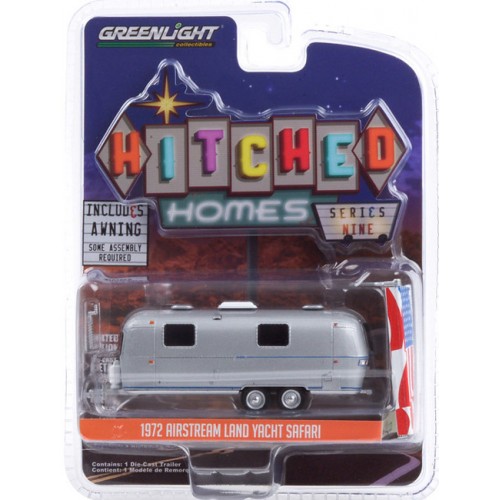 Greenlight Hitched Homes Series 9 - 1972 Airstream Double-Axle Land Yacht Safari