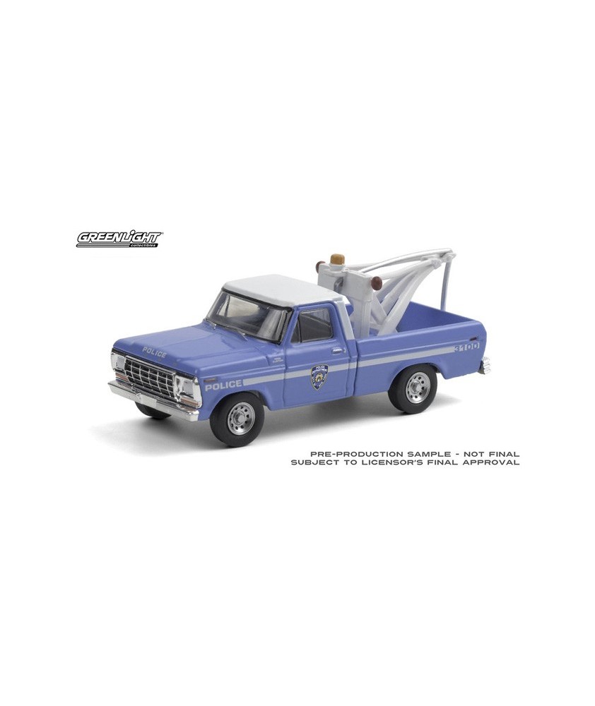 Greenlight Hobby Exclusive - 1979 Ford F-250 with Drop In Tow Hook NYPD