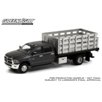 Greenlight Dually Drivers Series 6 - 2018 RAM 3500 Dually Stake Truck