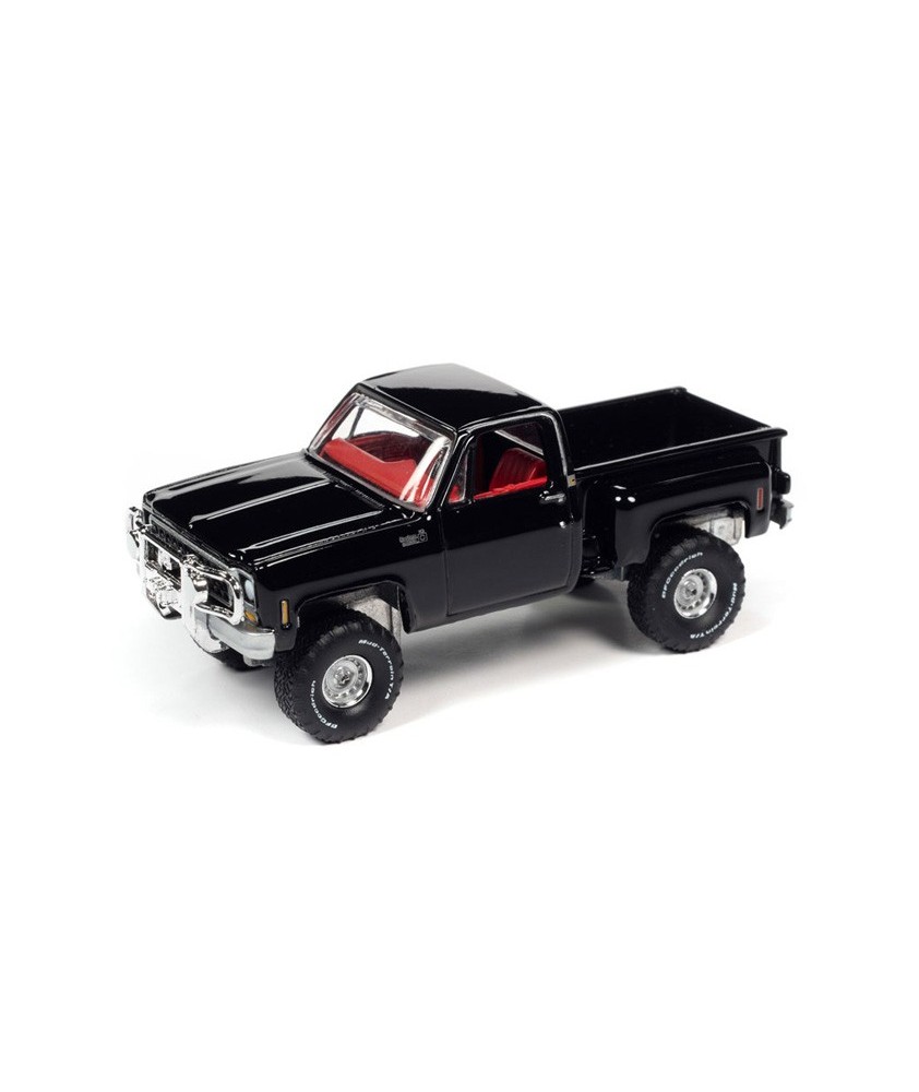 Auto World Premium 2020 Release 5 - 1980 Chevrolet Custom Deluxe 10 Step Side Truck