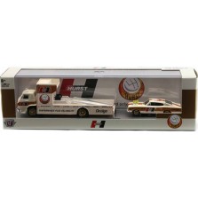 M2 Machines Auto-Haulers Release 42 - 1966 Dodge L600 Ramp Truck with 1966 Dodge Charger HEMI