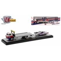 M2 Machines Auto-Haulers Release 43 - 1970 Dodge L600 with 1969 Plymouth Road Runner