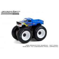 Greenlight Kings of Crunch Series 9 - 1996 Ford F-250 Monster Truck Bigfoot 7