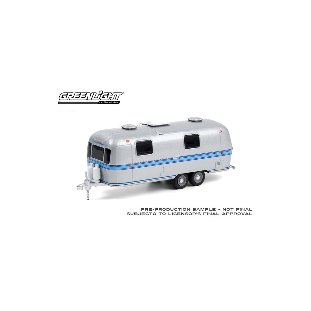 Greenlight Hitched Homes Series 10 - 1971 Airstream Double-Axle Land Yacht Safari