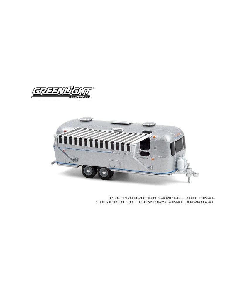 Greenlight Hitched Homes Series 10 - 1972 Airstream Double-Axle Land Yacht Safari