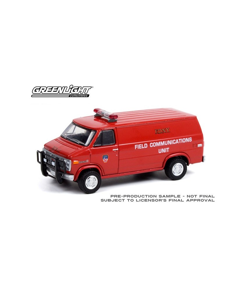 Greenlight Hobby Exclusive - 1989 GMC Vandura FDNY Fire Department City of New York