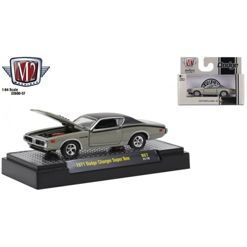 M2 Machines Detroit Muscle Release 57 - 1971 Dodge Charger Super Bee