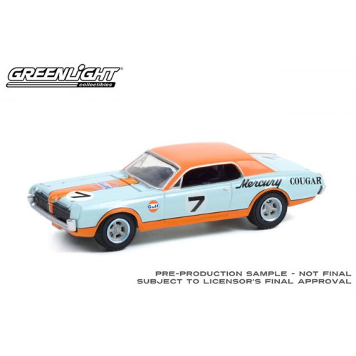 Greenlight Running on Empty Series 13 - 1967 Mercury Cougar XR7 Trans Am Racer Gulf Racing