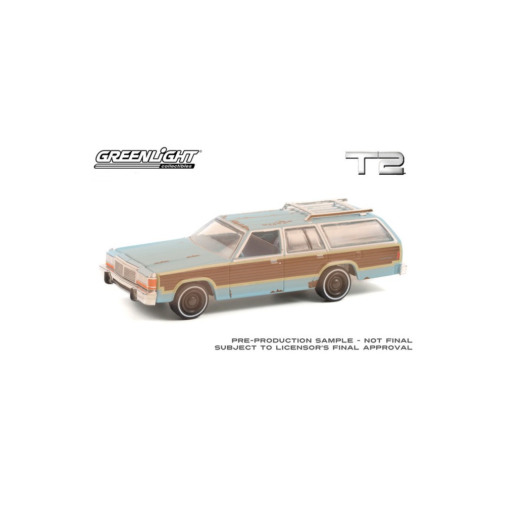 Greenlight Hollywood Series 32 - 1979 Ford LTD Country Squire Station Wagon