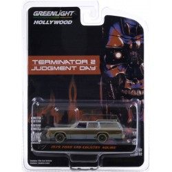 Greenlight Hollywood Series 32 - 1979 Ford LTD Country Squire Station Wagon