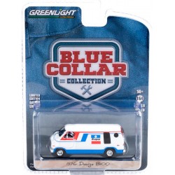 Greenlight Blue Collar Series 9 - 1976 Dodge B-100 Van Mopar
