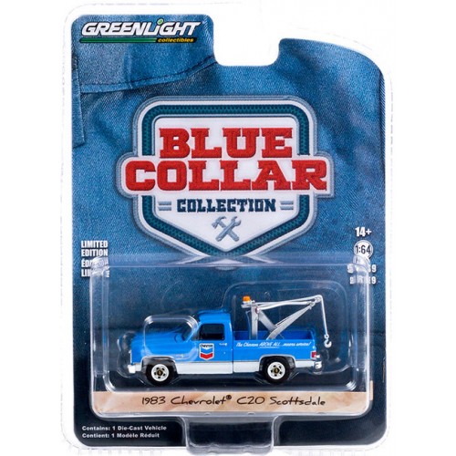 Greenlight Blue Collar Series 9 - 1983 Chevrolet C20 Scottsdale with Drop-In Tow Hook