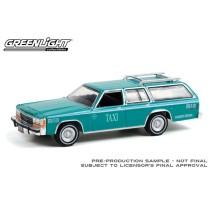 Greenlight Hobby Exclusive - 1991 Ford LTD Crown Victoria Taxi