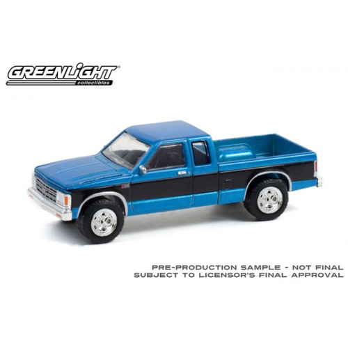 Greenlight Anniversary Collection Series 13 - 1988 Chevrolet S-10 Extended Cab Pickup