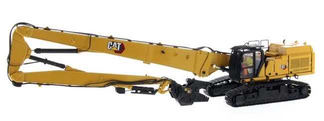 Diecast Masters CAT 352 Ultra High Demolition Hydraulic Excavator