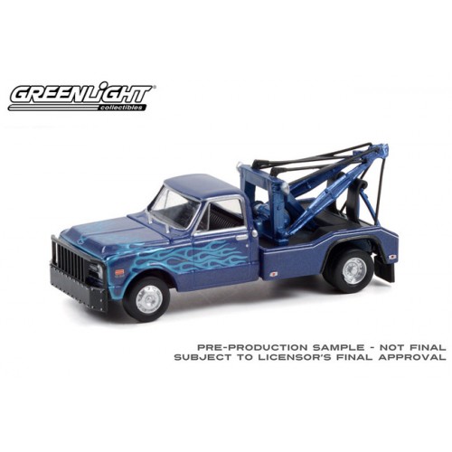 Greenlight Dually Drivers Series 8 - 1969 Chevrolet C-30 Dually Wrecker