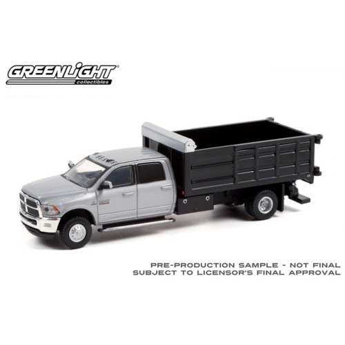 Greenlight Dually Drivers Series 8 - 2018 RAM 3500 Dually Landscaper Dump Truck