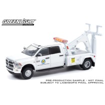 Greenlight Dually Drivers Series 8 - 2018 RAM 3500 Dually Wrecker