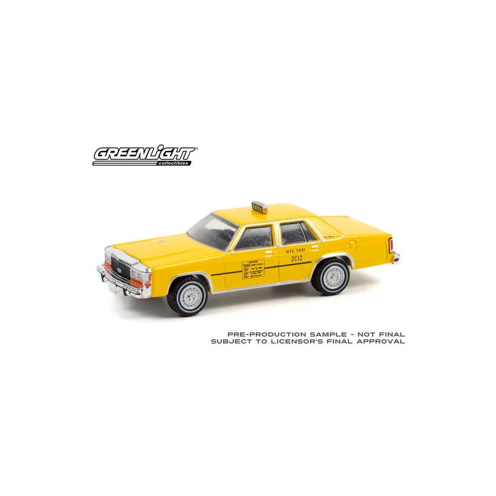Greenlight Hobby Exclusive - 1991 Ford LTD Crown Victoria Taxi