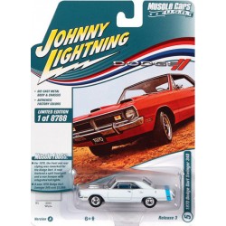 Johnny Lightning Muscle Cars USA 2021 Release 3A - 1970 Dodge Dart Swinger