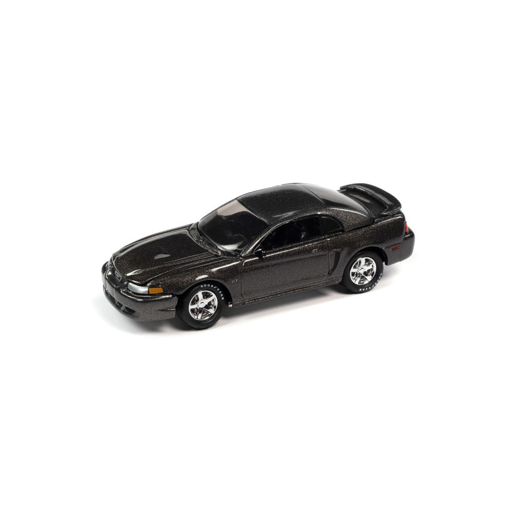 Johnny Lightning Classic Gold 2021 Release 3A - 2003 Ford Mustang