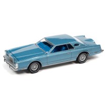 Auto World Premium 2021 Release 4A - 1977 Lincoln Continental Mark V
