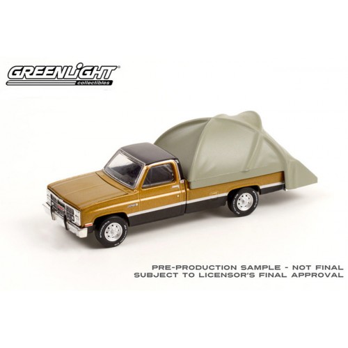Greenlight The Great Outdoors Series 1 - 1984 GMC Sierra Classic with Tent